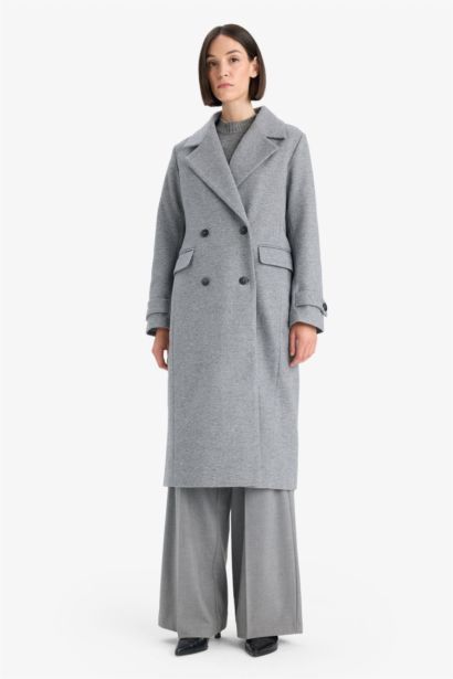 معطف جوخ طويل قصة عادية