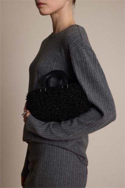 Kadın Pelüş Çapraz Çanta