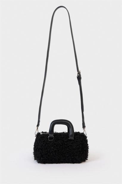 Kadın Pelüş Çapraz Çanta