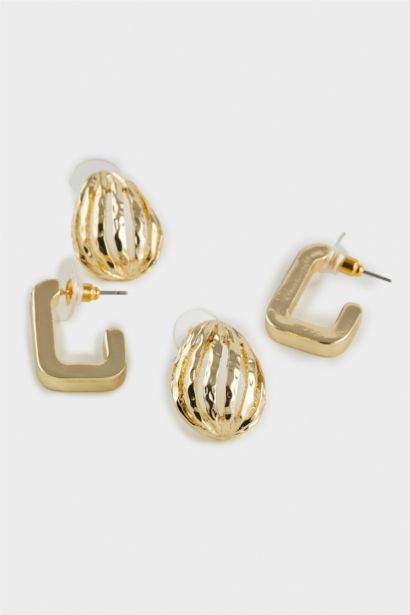 Woman 2 Piece Gold Earrings