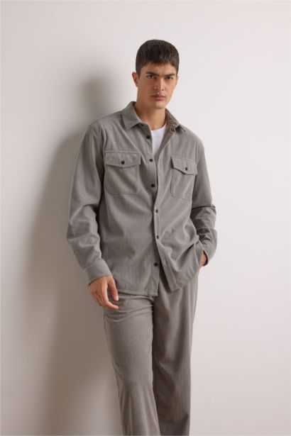 قميص كم مخملي قصة عادية