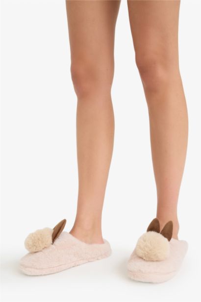 صندل نسائي بكعب مسطح