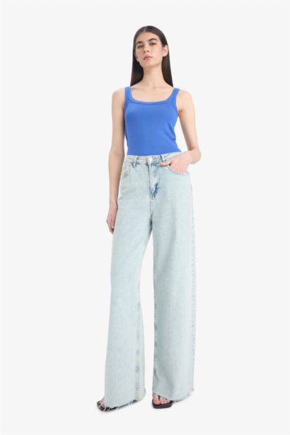 ديباردور مضلع سليم فيت برقبة مستديرة