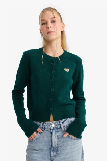 جاكيت صوف سليم فيت بياخة مستديرة