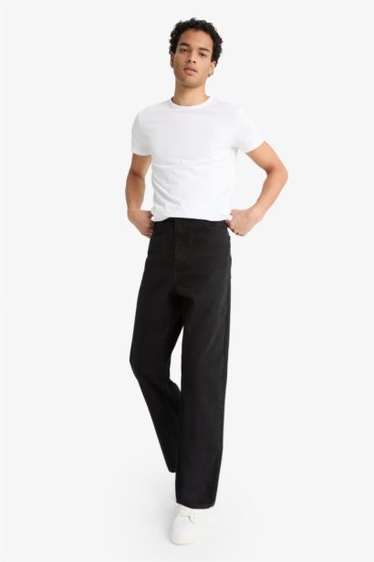 Baggy Fit Straight Leg Jeans