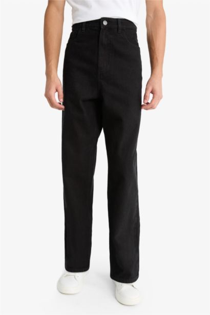 Baggy Fit Straight Leg Jeans