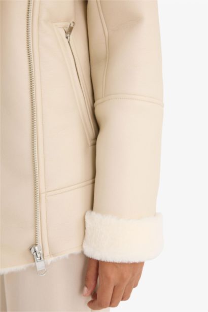 Su Geçirmez Oversıze Suni Kürk Astarlı Fermuarlı Mont