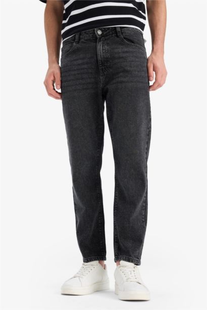 Джинсы 90-х Slim Fit с узкими штанинами
