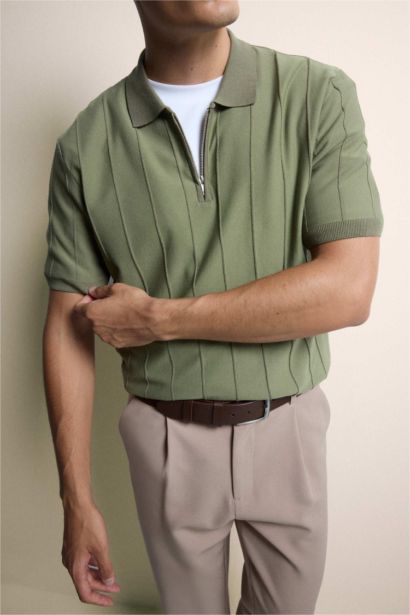 Standart Fit Fermuarlı Polo Yaka Triko Kısa Kollu Tişört