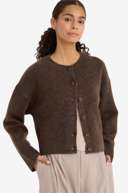 Кардиган с круглым вырезом обычного кроя