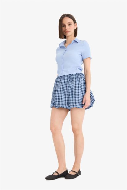 جيبة قصيرة كاروهات بالون فيت وخصر عادي