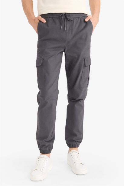 Jogger Cargo Trousers