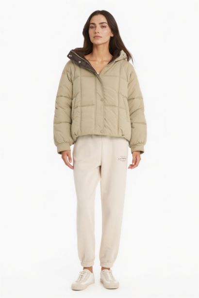 Regular Fit Kapüşonlu Fermuarlı Şişme Mont