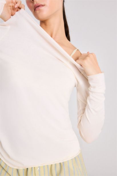 Fall in Love Modal Cashmere Soft Texture Boat Neck Top