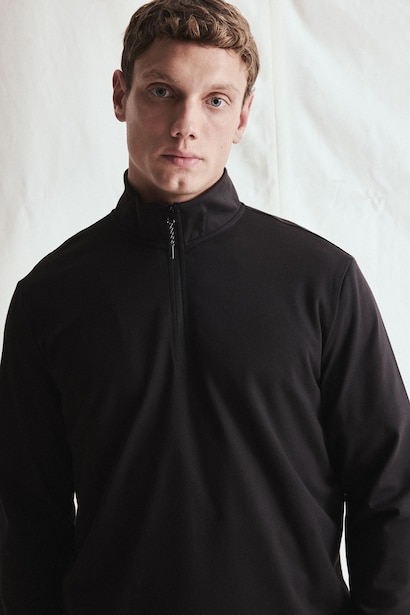 Standard Fit fleece Sweatshirt