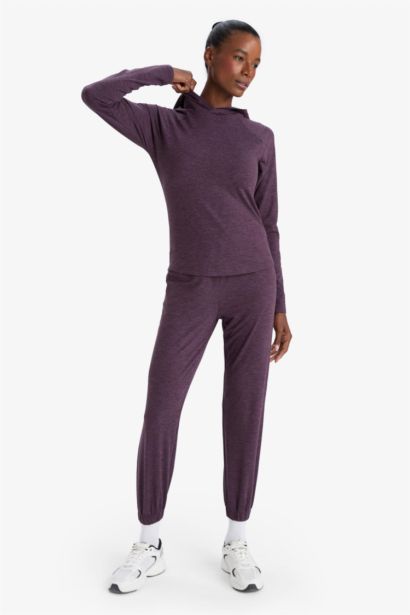 بنطلون جوجر رياضي ملمس ناعم قصة عادية بجيب من DeFactoFit