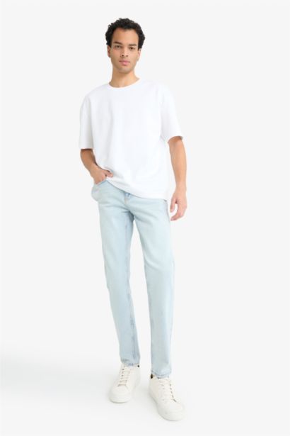 Slim Tapered Fit Normal Waist Jeans