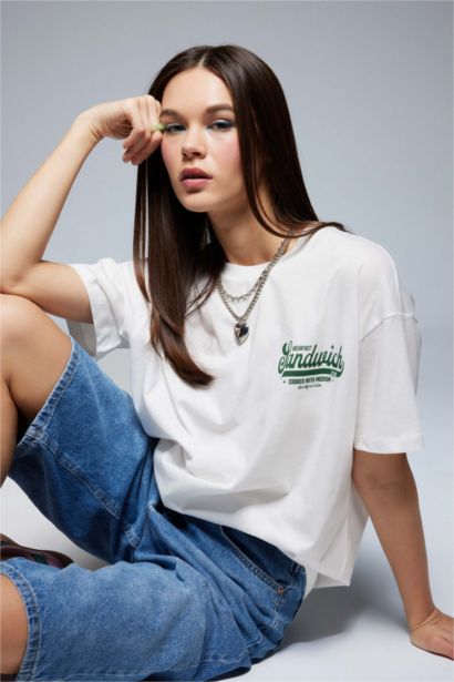 Oversize Fit Crew Neck Back Printed T-Shirt