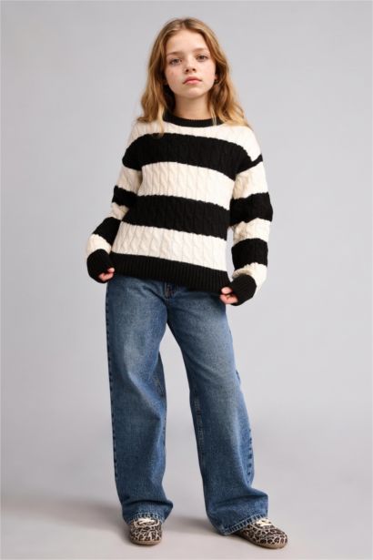 بلوفر قصة عادية