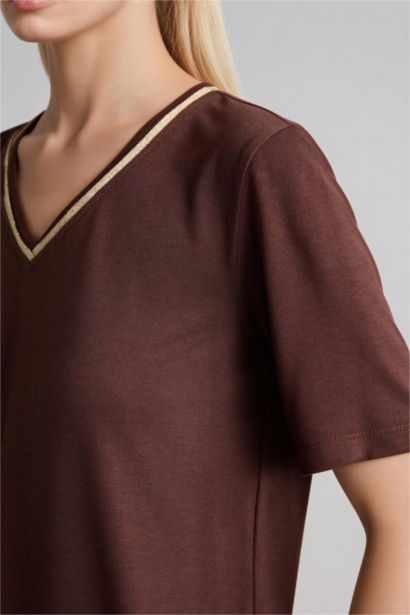 Woman Short Sleeve T-Shirt