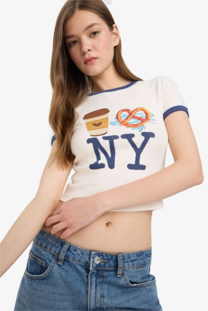 تيشيرت كروب نص كم سليم فيت مخصر مطبوع