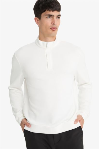 Regular Fit Long Sleeve Zippered High Neck Sweatshirt