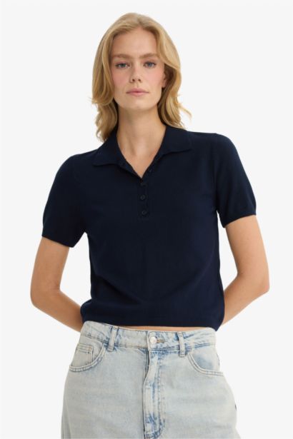 بلوفر تريكو نص كم سليم فيت بياقة بولو