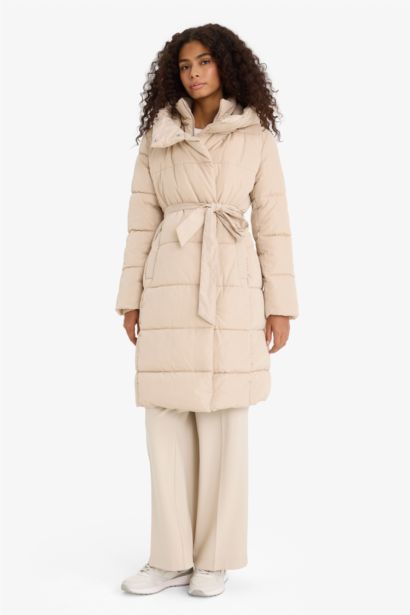 бас киімді Пальто