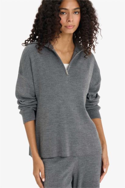 Regular Fit Half Zippered Pullover