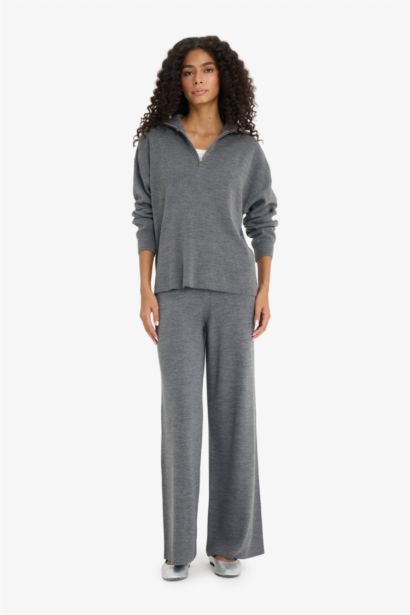 Regular Fit Half Zippered Pullover