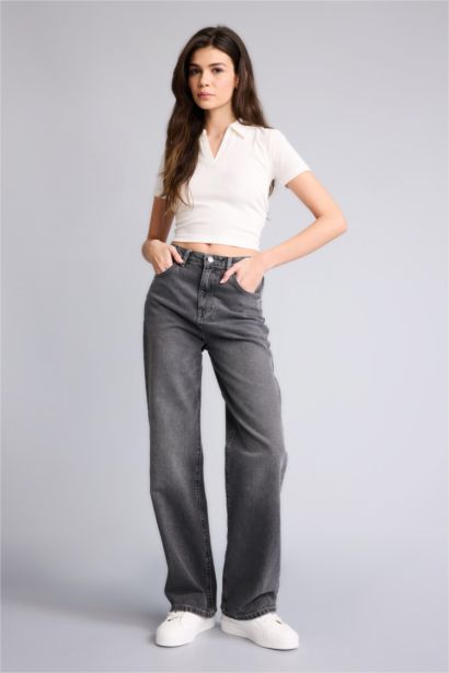 90's Wide Leg High Waist Jeans