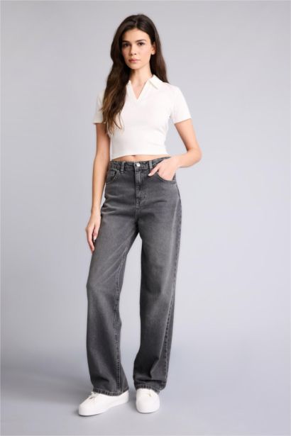 90's Wide Leg High Waist Jeans