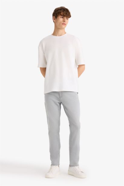 Pedro Slim Fit Regular Waist Skinny Leg Jeans