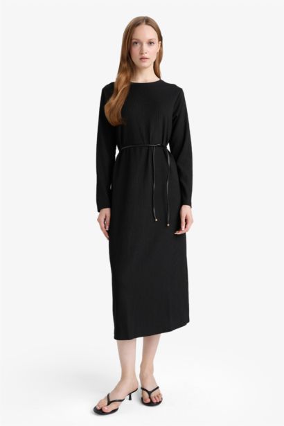 فستان ممشط محبوك قصة عادية