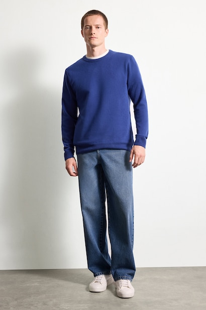 Standard Fit Crew Neck Knitwear Pullover