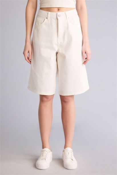 Gabardin Bermuda Şort