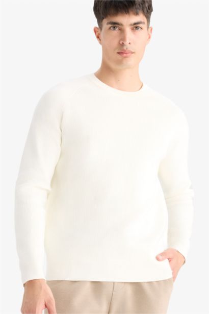 Standard Fit Crew Neck Knitwear Pullover