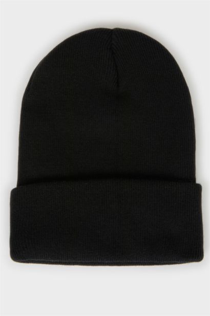 Kadın Dokuma Etiketli Bere