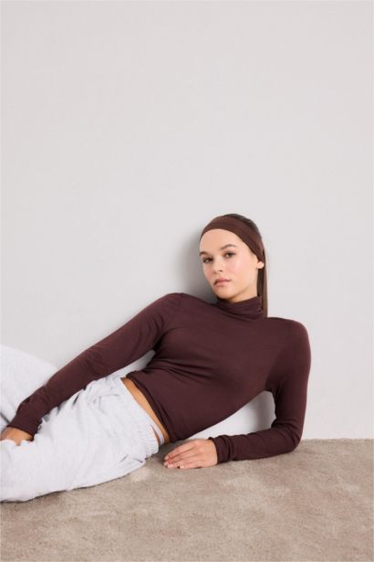 Fall in Love Modal Cashmere Soft Textured Turtleneck Top