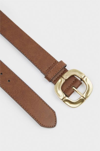 حزام جلد صناعي بمشبك كبير