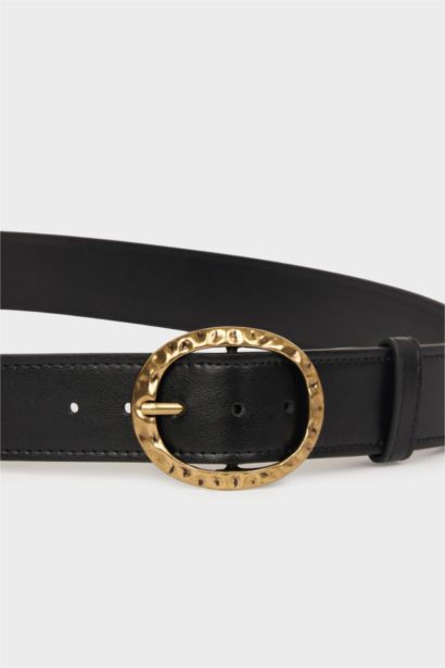 حزام جلد صناعي بمشبك كبير