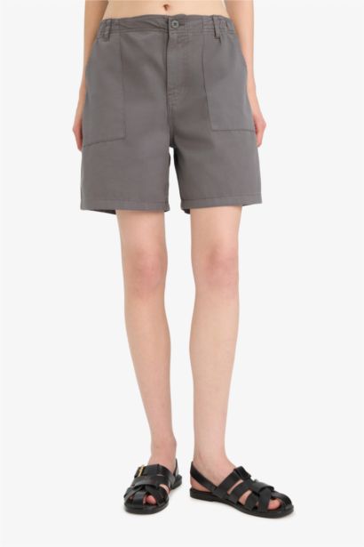 Gabardine Normal Waist Short Leg Shorts