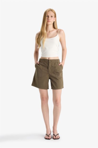 Gabardine Normal Waist Short Leg Shorts