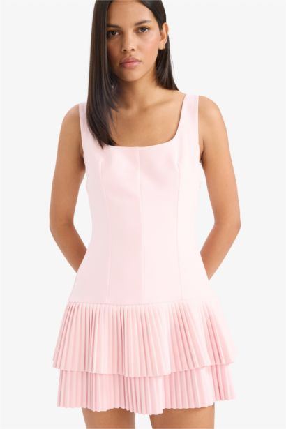 Kare Yaka Pileli Askılı Mini Yazlık Elbise