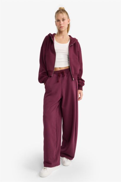 Barrel Fit Wide Leg Sweatpants