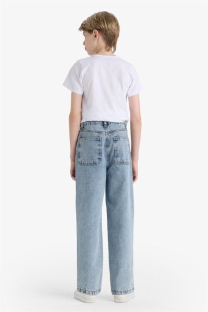 Boy Loose Fit Straight Leg Jeans
