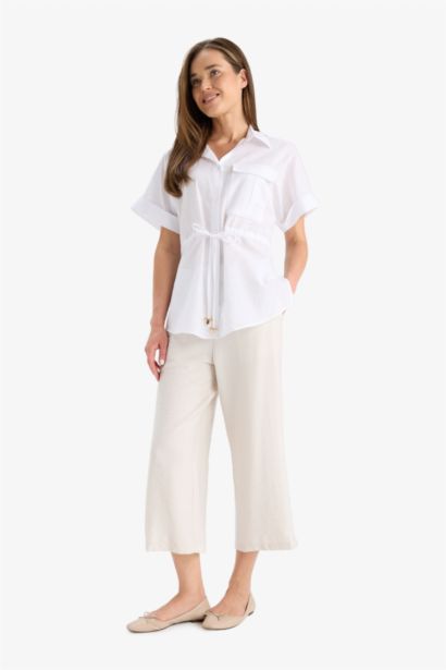 Crop Fit Capri Pants