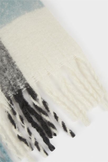 سكارف نسائي