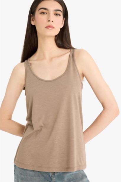 Regular Fit Basic Crew Neck Tank Top