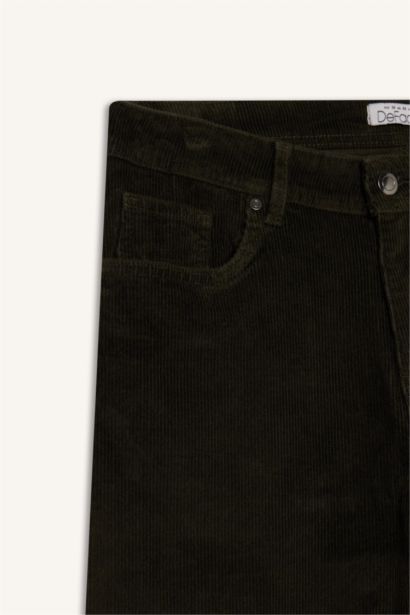 بنطلون مخمل مضلع قصة عادية